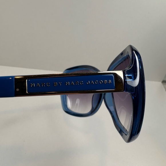 MARC JACOBS MMJ 370/S CLZ JJ 58•16•125 MARC JACOBS Blue Oversized Sunglasses - Picture 8 of 16
